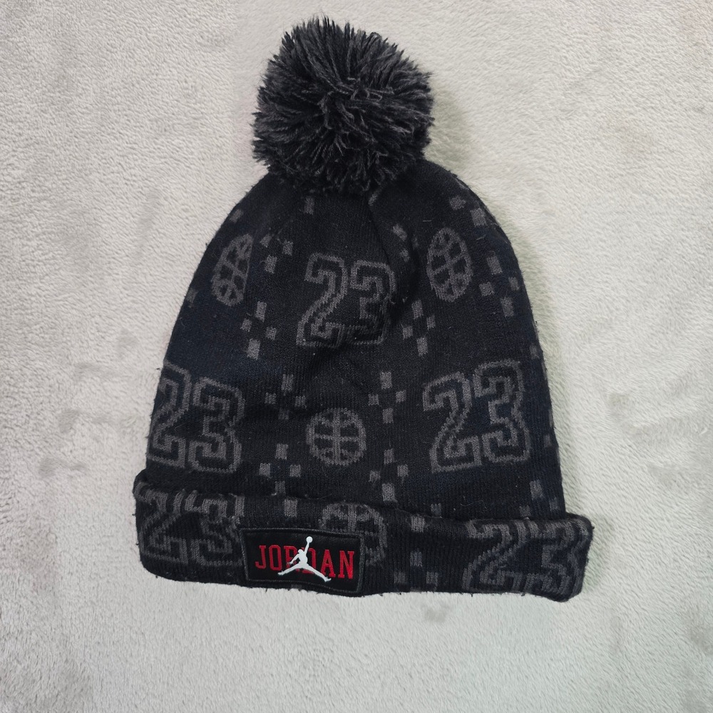 Jordan Youth Beanie Black Grey 23 Basketball Pom Pom Knit Hat 0607-023